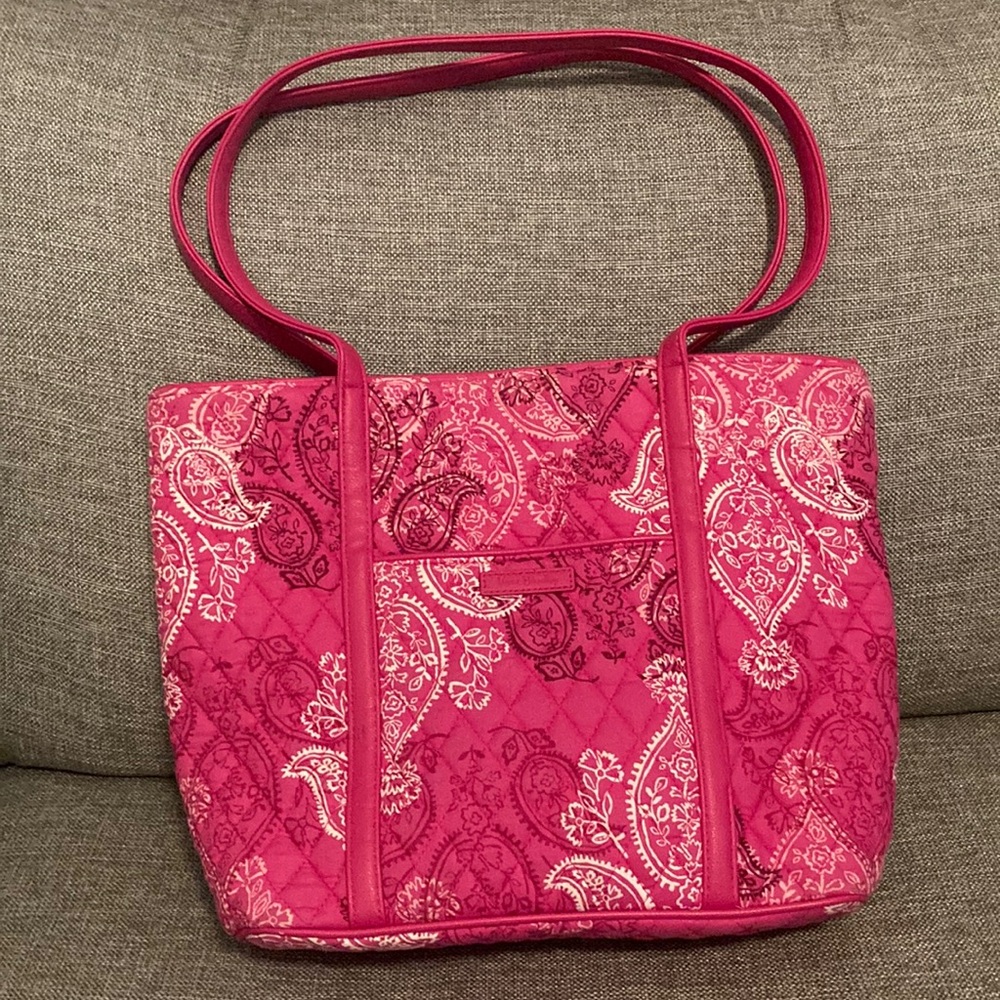 Vera Bradley Vera Tote in Stamped Paisley
